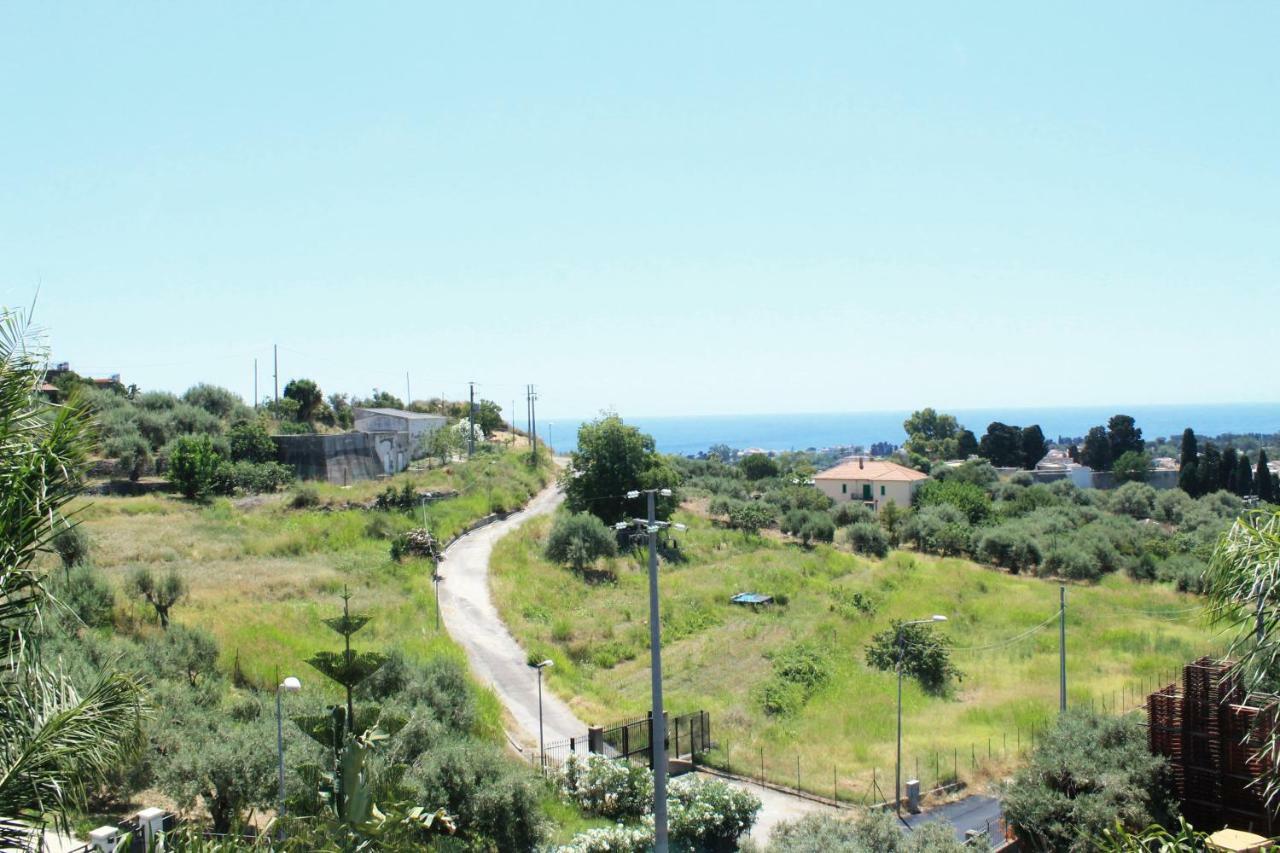 Villa I Minnulareddi Giardini Naxos Eksteriør bilde